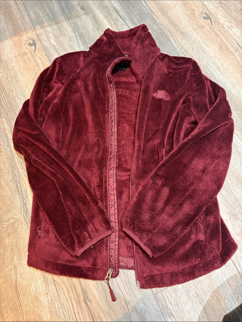 The North Face Women’s Burgundy Plush Full-Zip Jacket